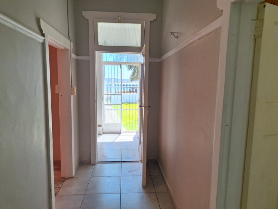 4 Bedroom Property for Sale in Swartkops Eastern Cape